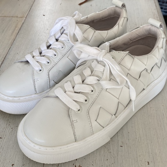 J/Slides Lightweight Dede White Platform Weave Sneakers. Size 6.5 - Picture 10 of 11